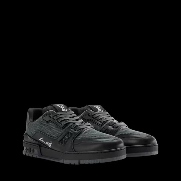 TRAINER