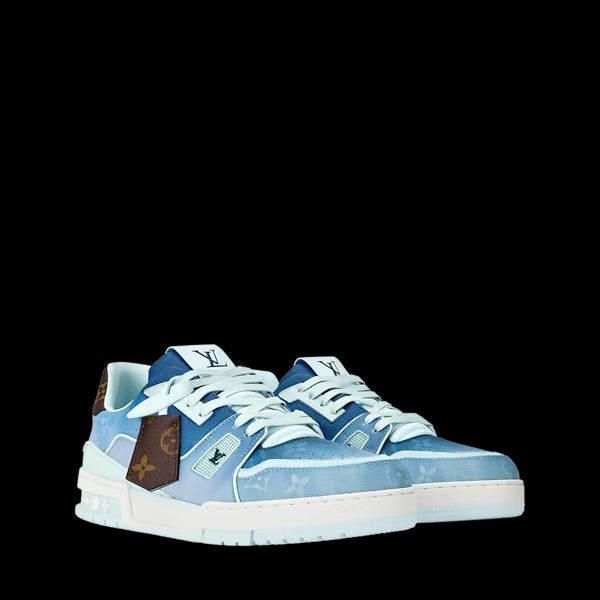 TRAINER