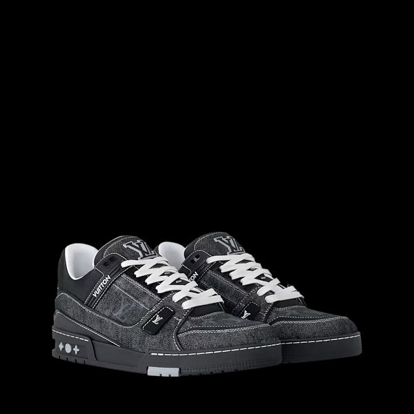 TRAINER