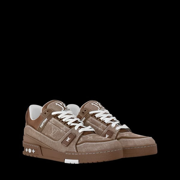 TRAINER